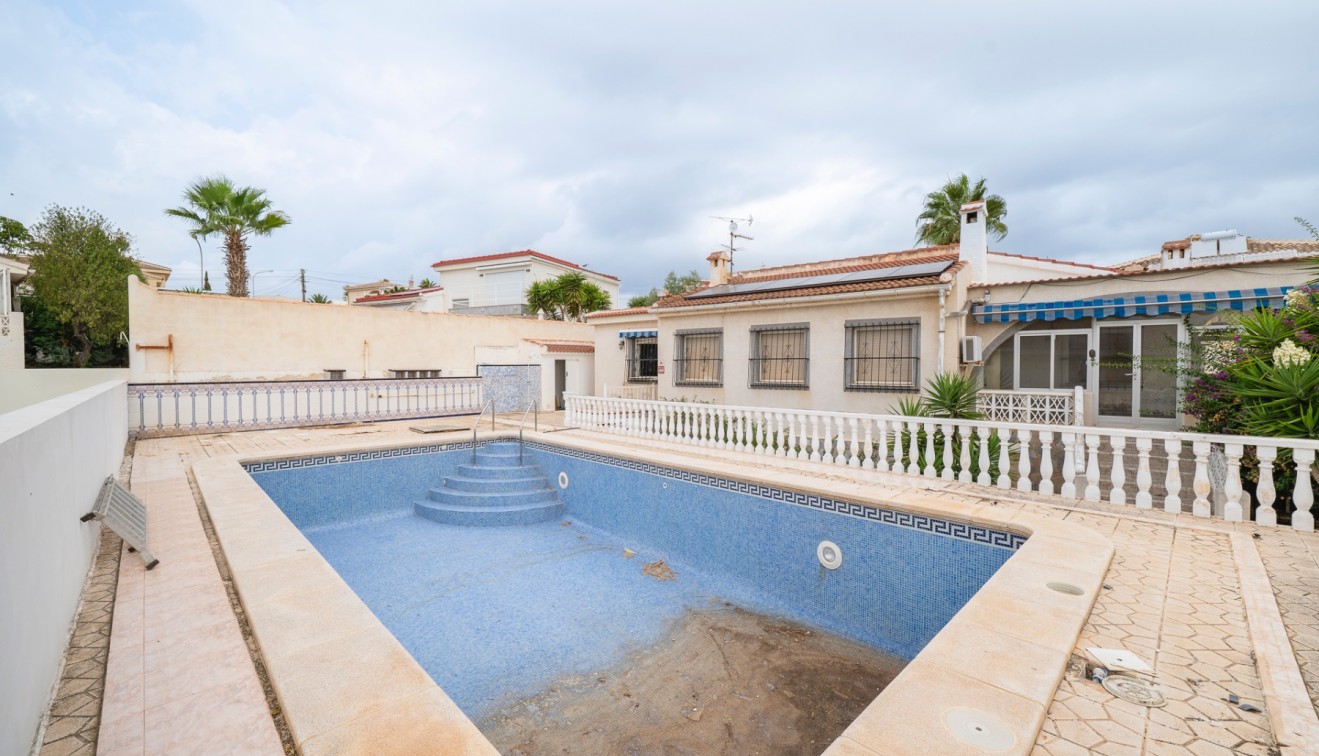 Sale - Villa - Ciudad Quesada - Rojales
