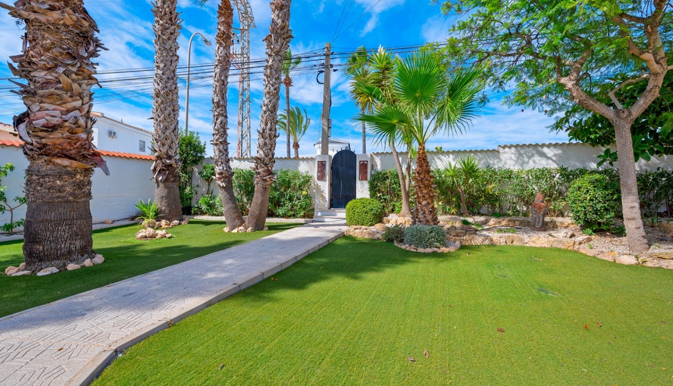 Sale - Villa - Ciudad Quesada - Rojales