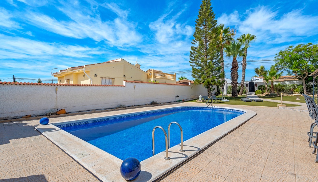 Sale - Villa - Ciudad Quesada - Rojales