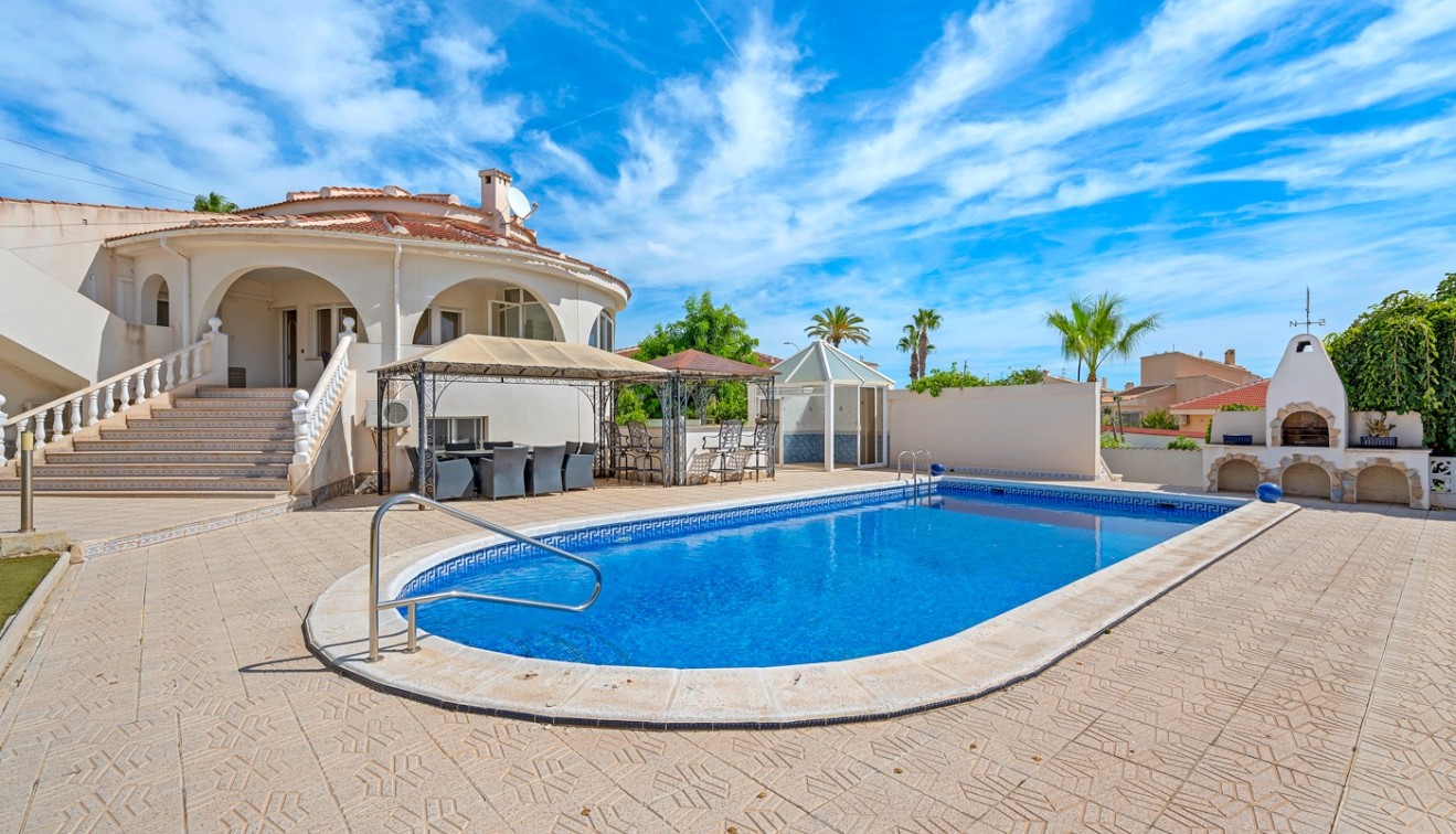 Sale - Villa - Ciudad Quesada - Rojales