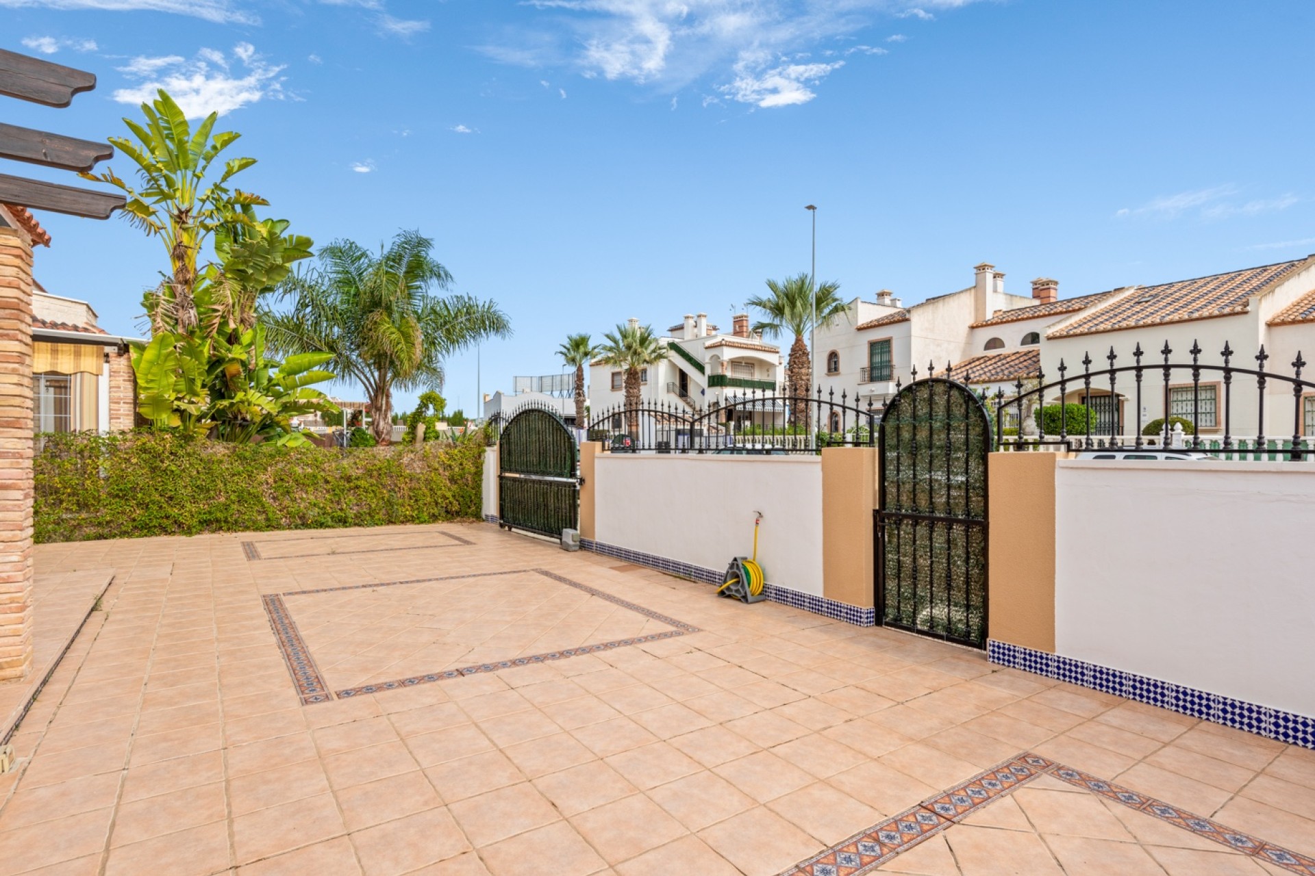 Sale - Villa - Guardamar del Segura