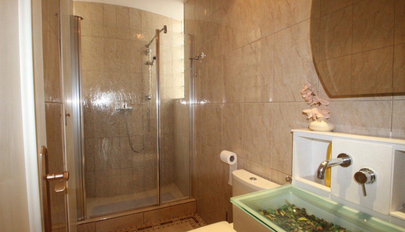 Sale - Villa - Guardamar del Segura