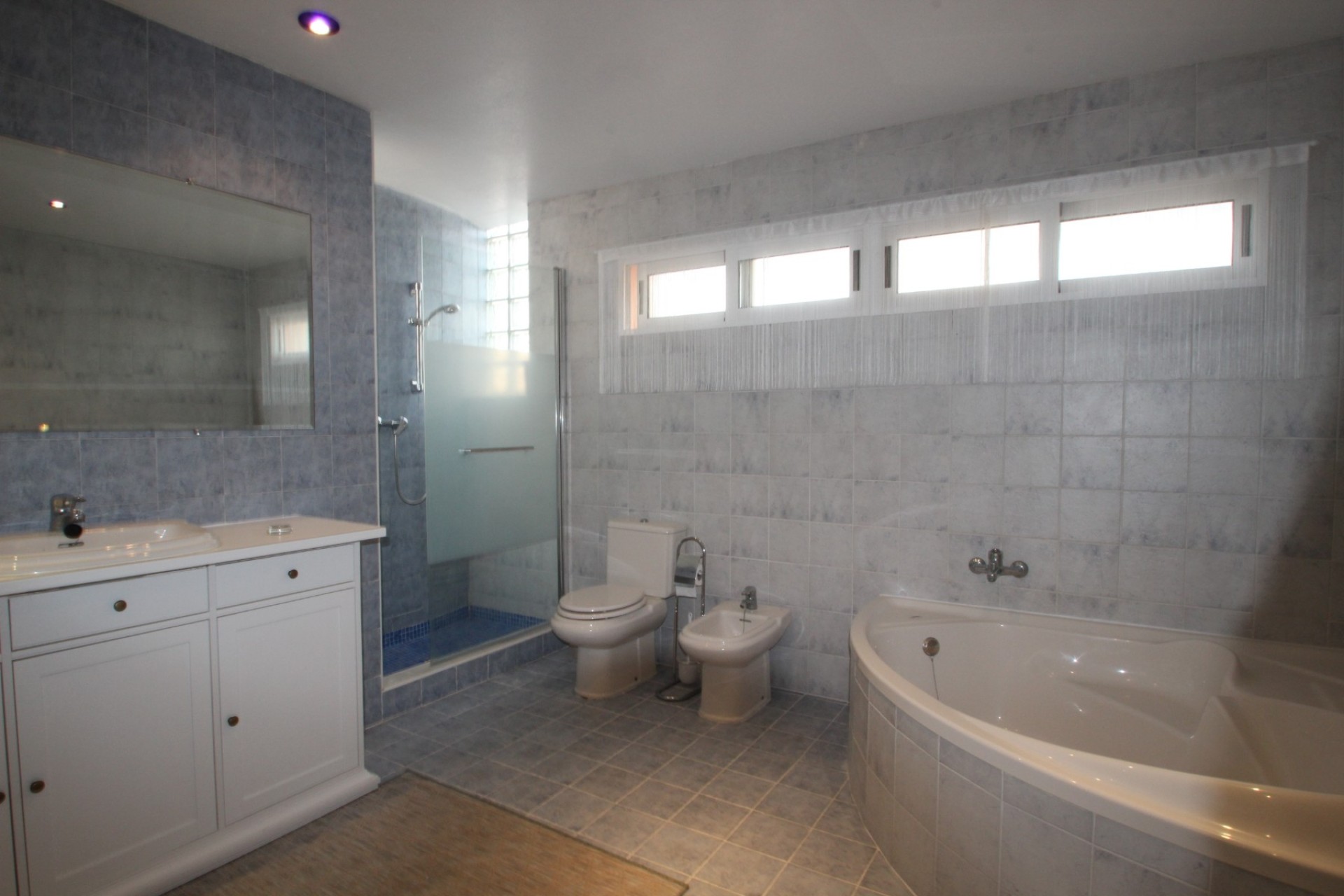 Sale - Villa - Guardamar del Segura