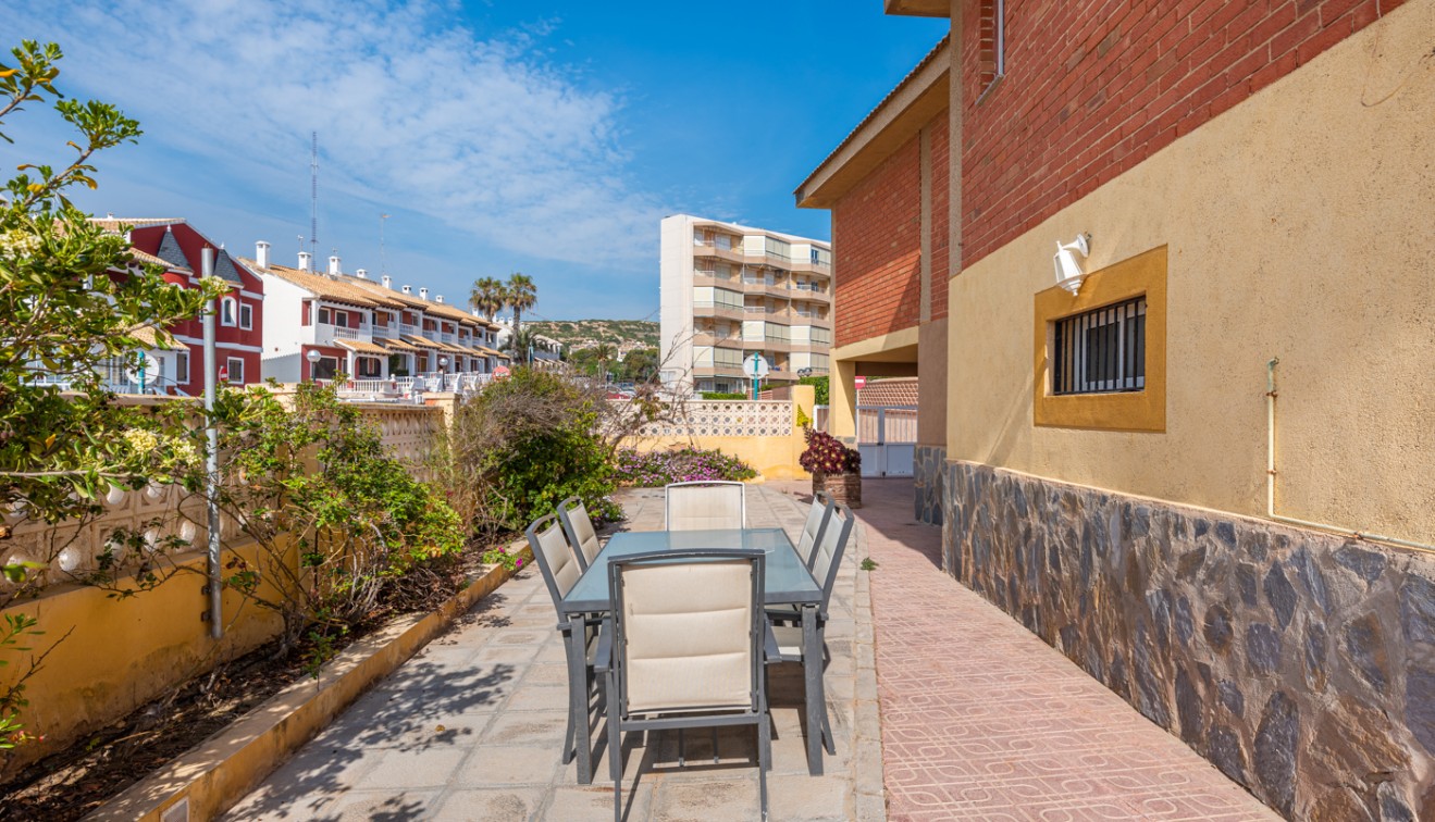 Sale - Villa - Guardamar del Segura