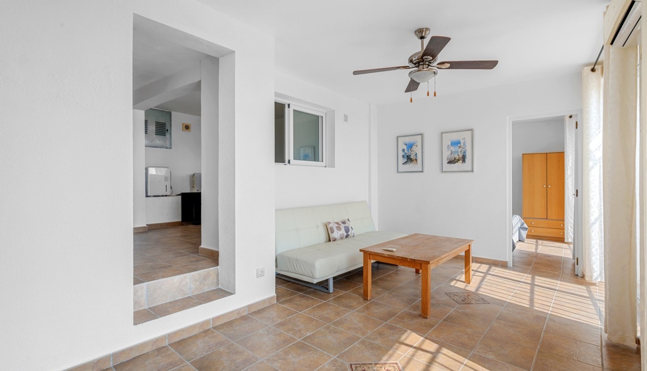 Sale - Villa - La Nucia - El tossal