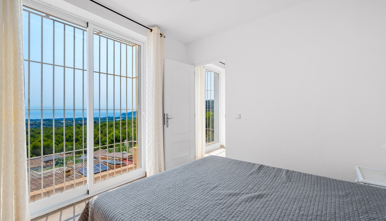 Sale - Villa - La Nucia - El tossal