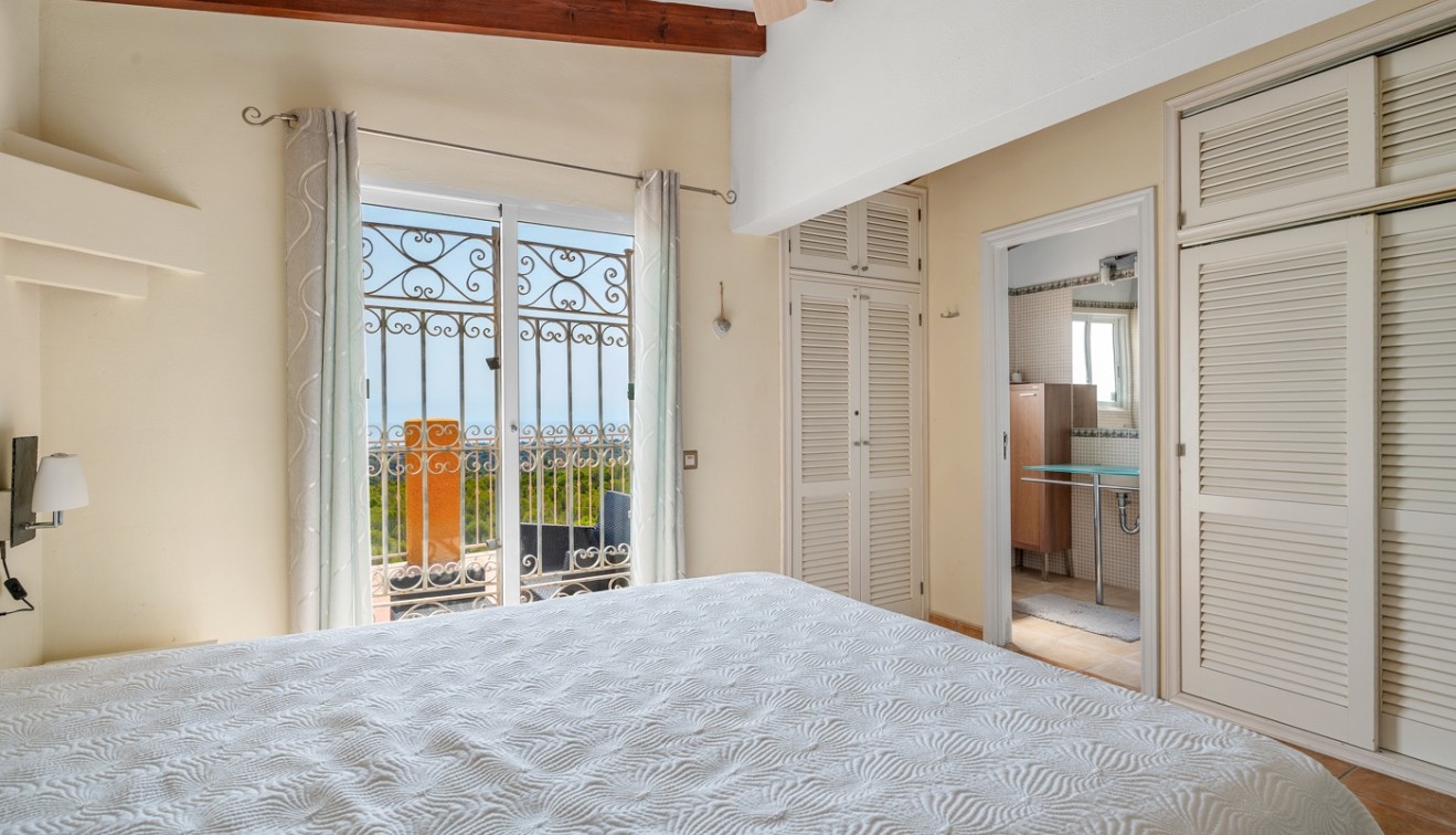 Sale - Villa - La Nucia - El tossal