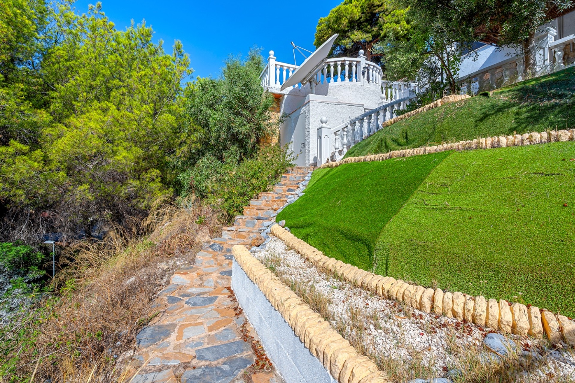 Sale - Villa - La Nucia - La nucia