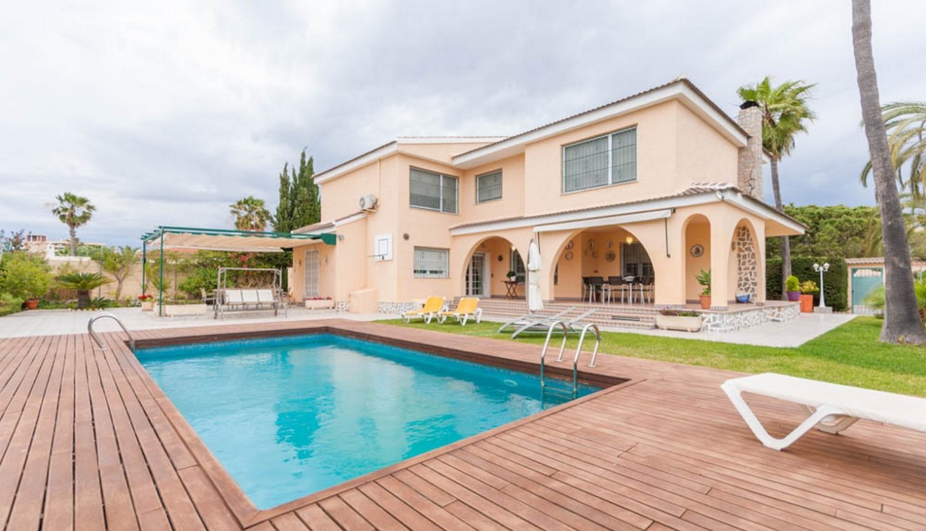 Sale - Villa - La Zenia