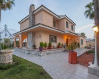 Sale - Villa - La Zenia