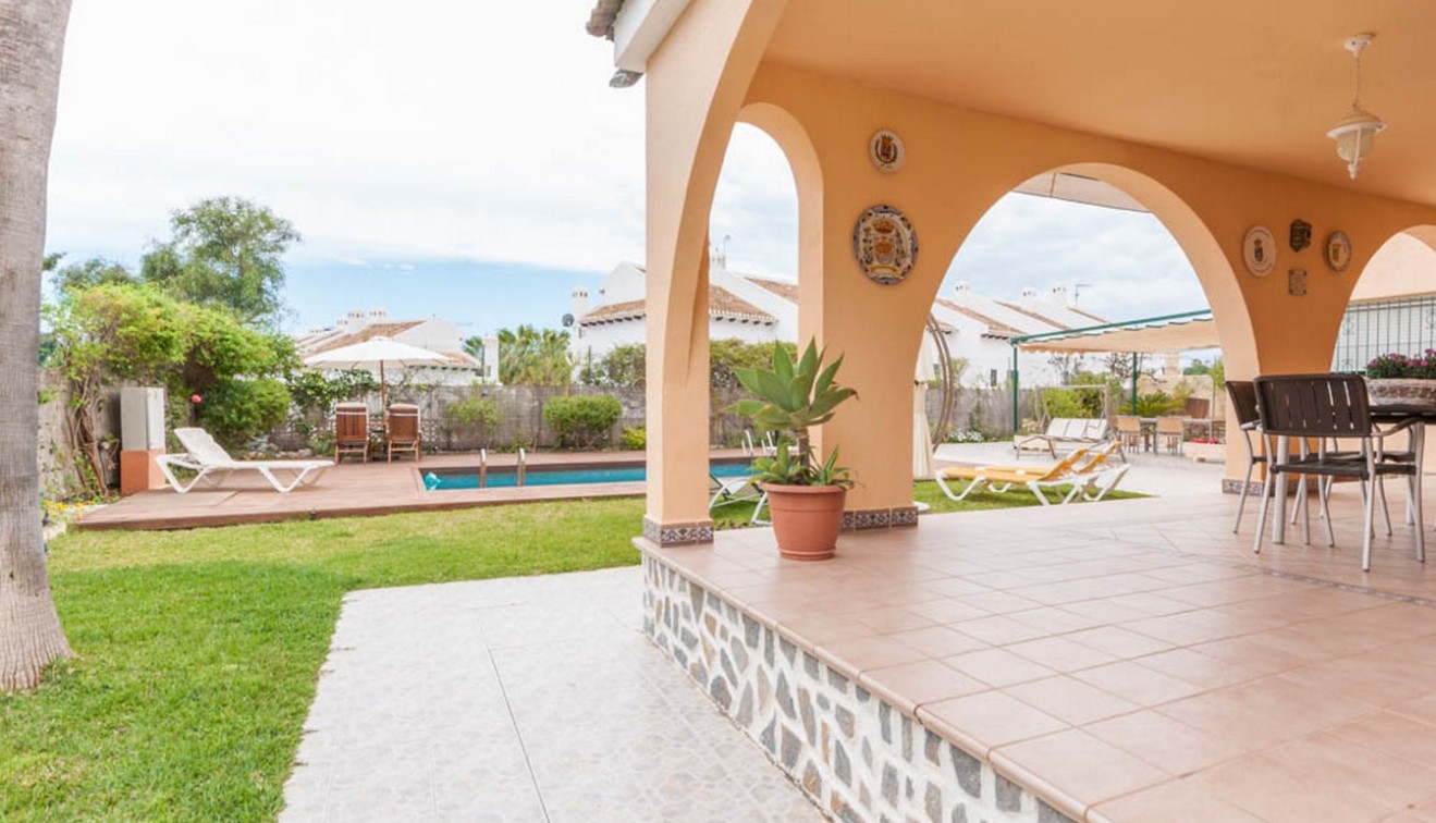 Sale - Villa - La Zenia