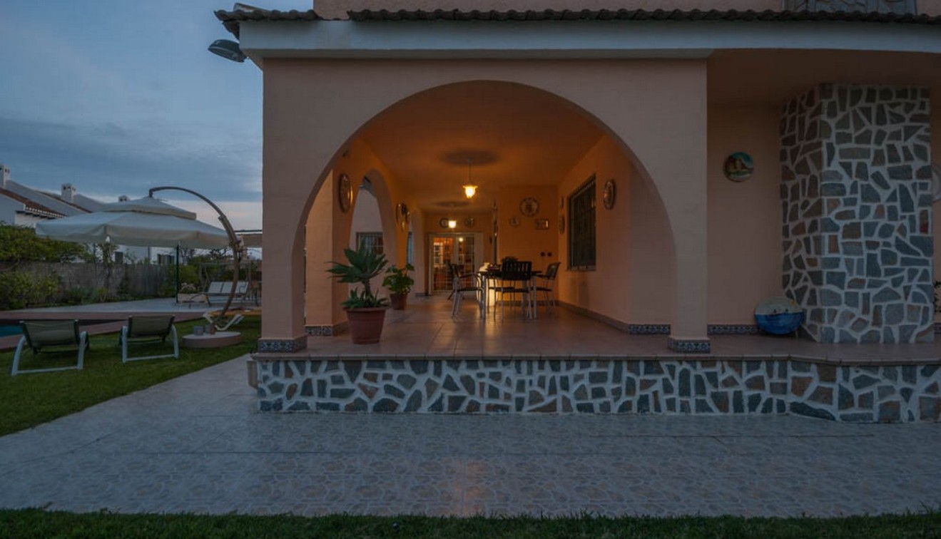 Sale - Villa - La Zenia