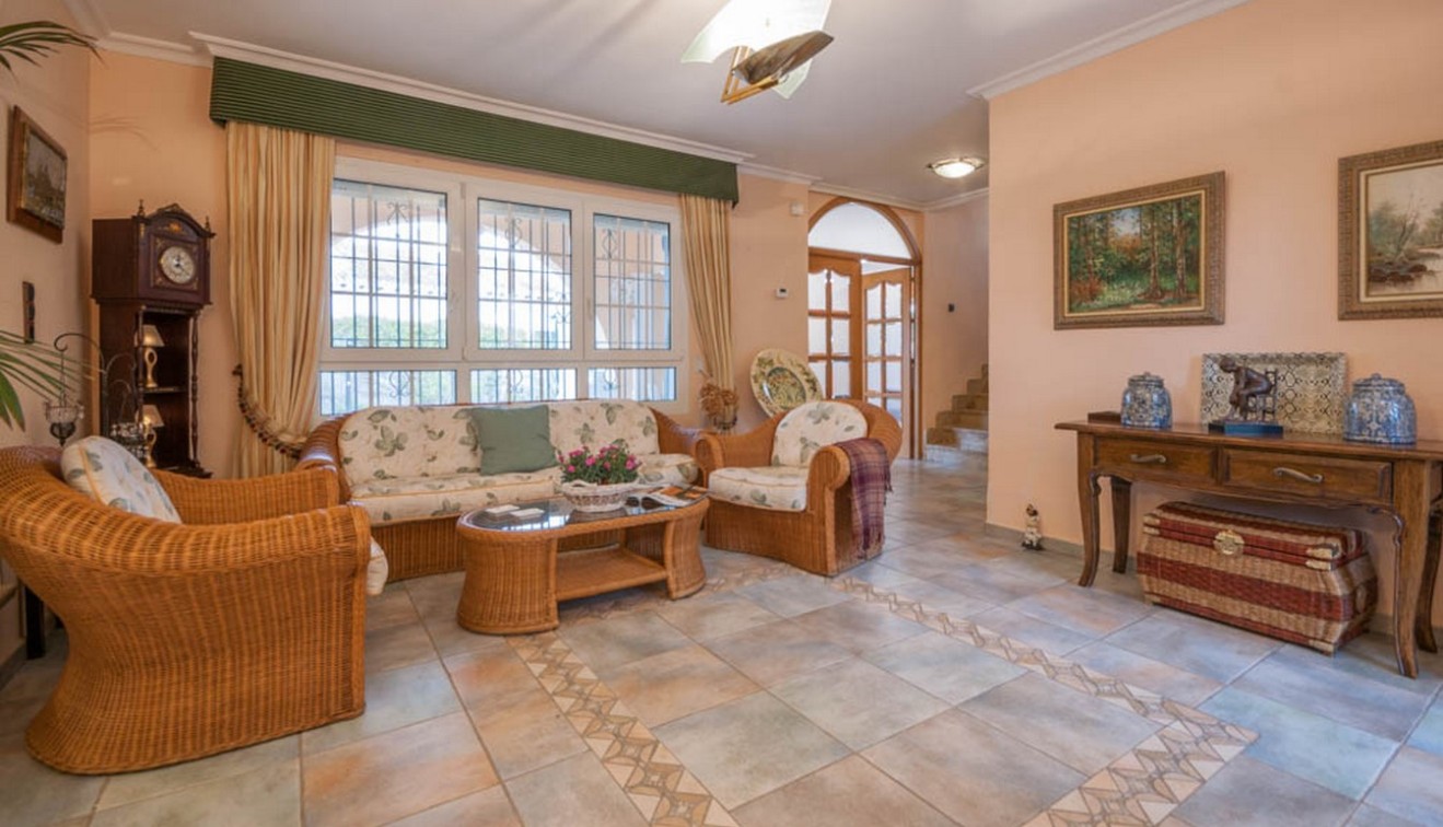 Sale - Villa - La Zenia