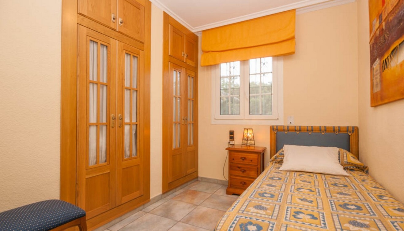 Sale - Villa - La Zenia