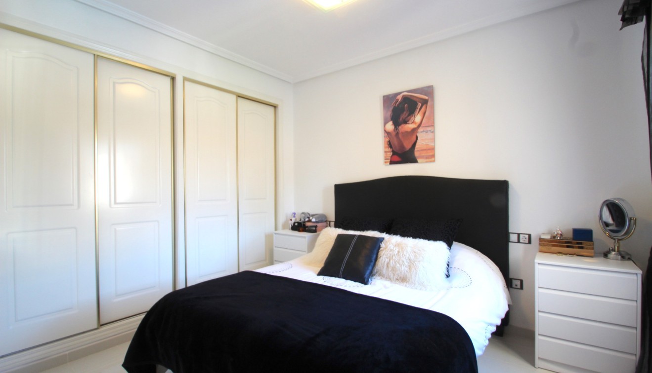 Sale - Villa - Lo Crispin