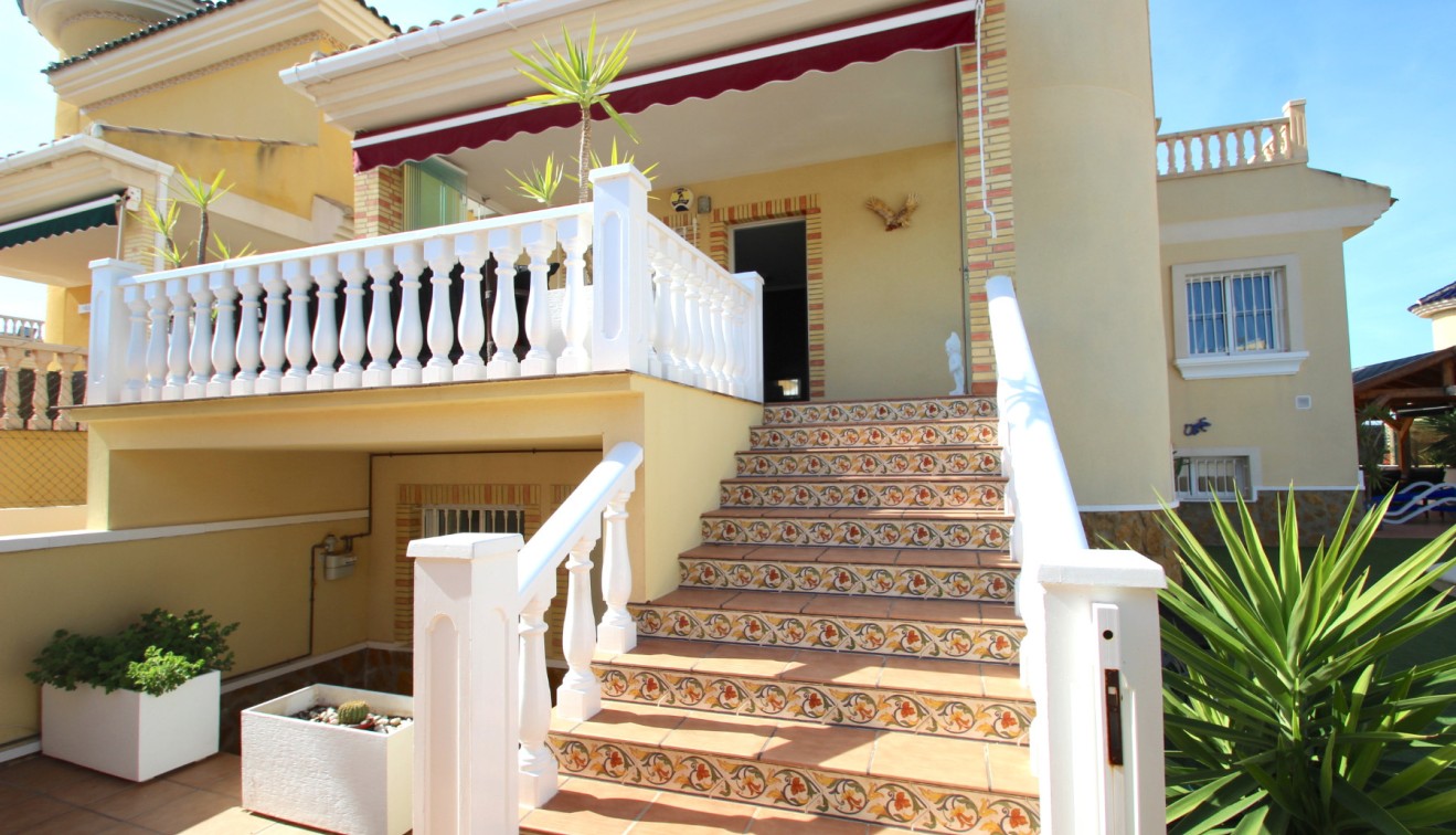 Sale - Villa - Lo Crispin