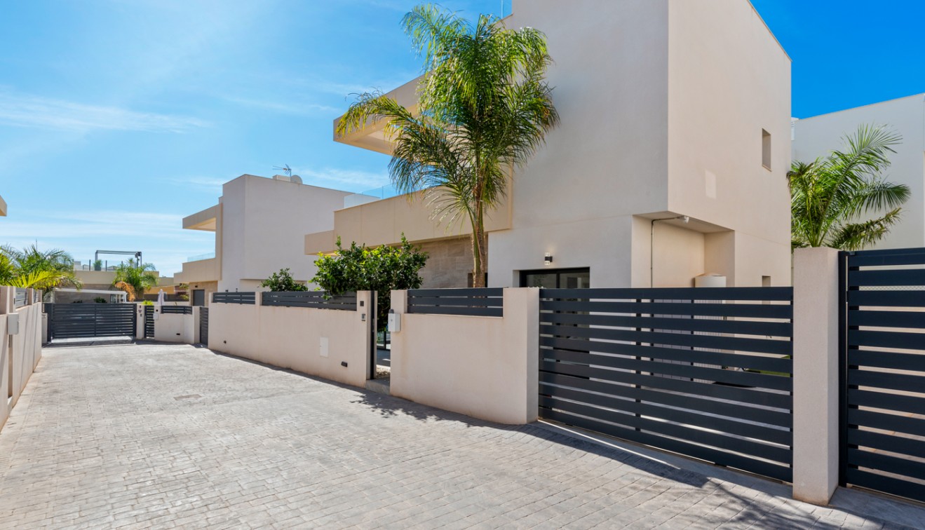 Sale - Villa - Los Montesinos