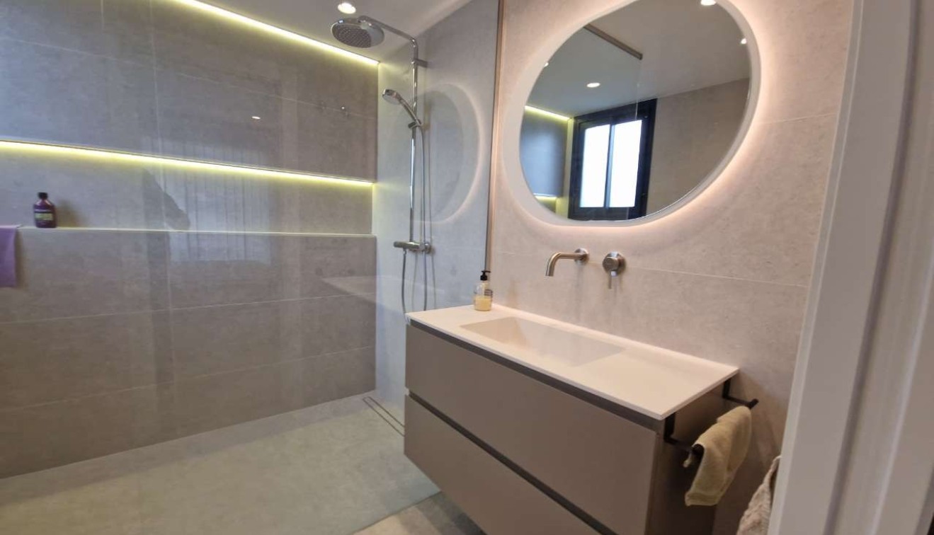 Sale - Villa - Monforte del Cid - Font del Llop