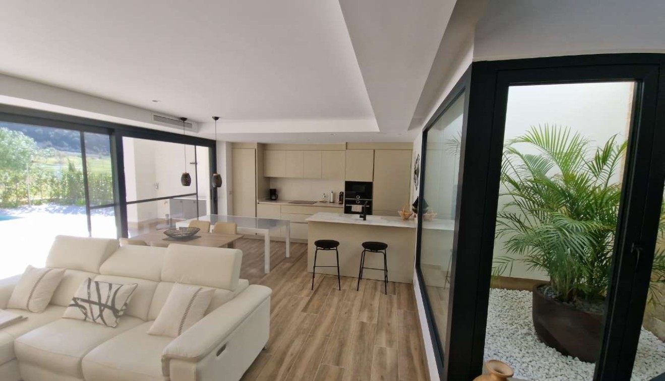 Sale - Villa - Monforte del Cid - Font del Llop