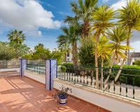 Sale - Villa - Orihuela costa - Villamartín