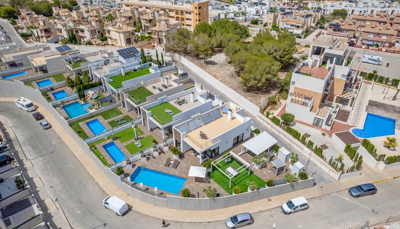 Sale - Villa - Orihuela costa - Villamartín