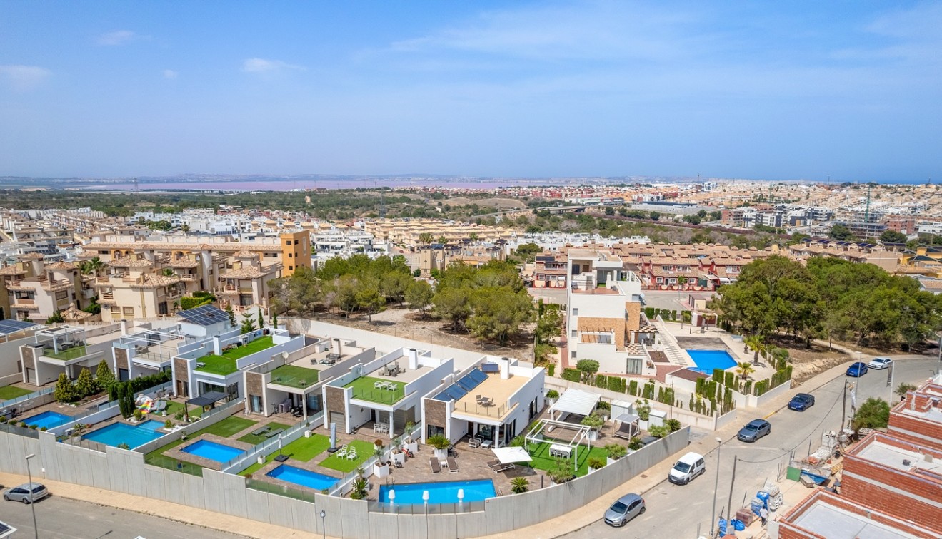 Sale - Villa - Orihuela costa - Villamartín