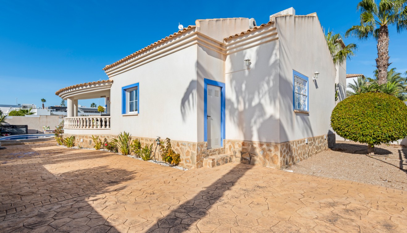 Sale - Villa - San Fulgencio - La Marina