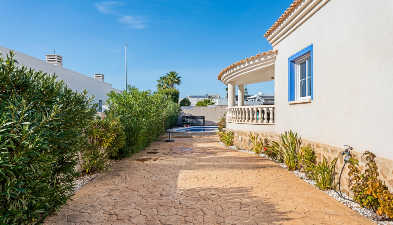 Sale - Villa - San Fulgencio - La Marina