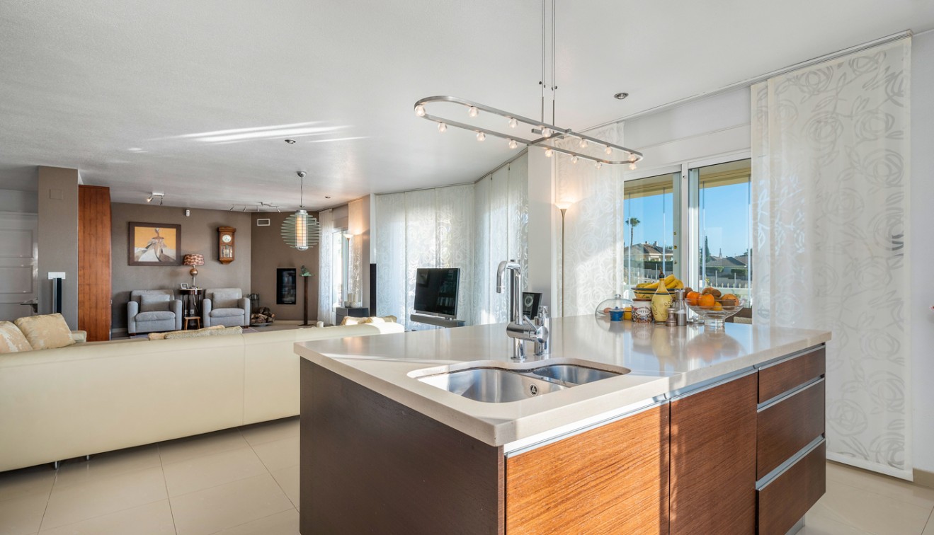 Sale - Villa - San Fulgencio - Oasis