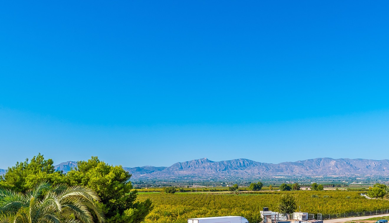 Sale - Villa - San Isidro