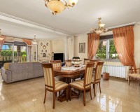 Sale - Villa - Torrevieja - Aguas Nuevas