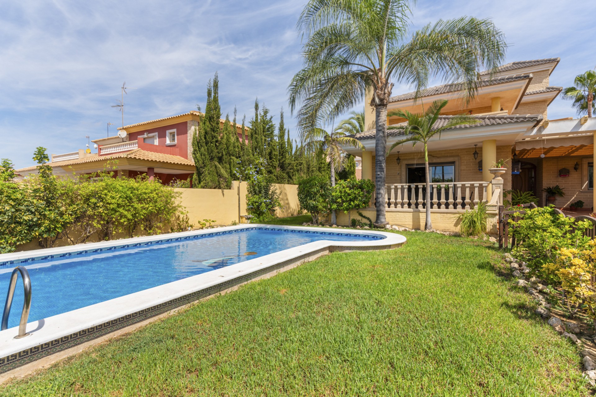 Sale - Villa - Torrevieja - Aguas Nuevas