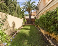 Sale - Villa - Torrevieja - Aguas Nuevas