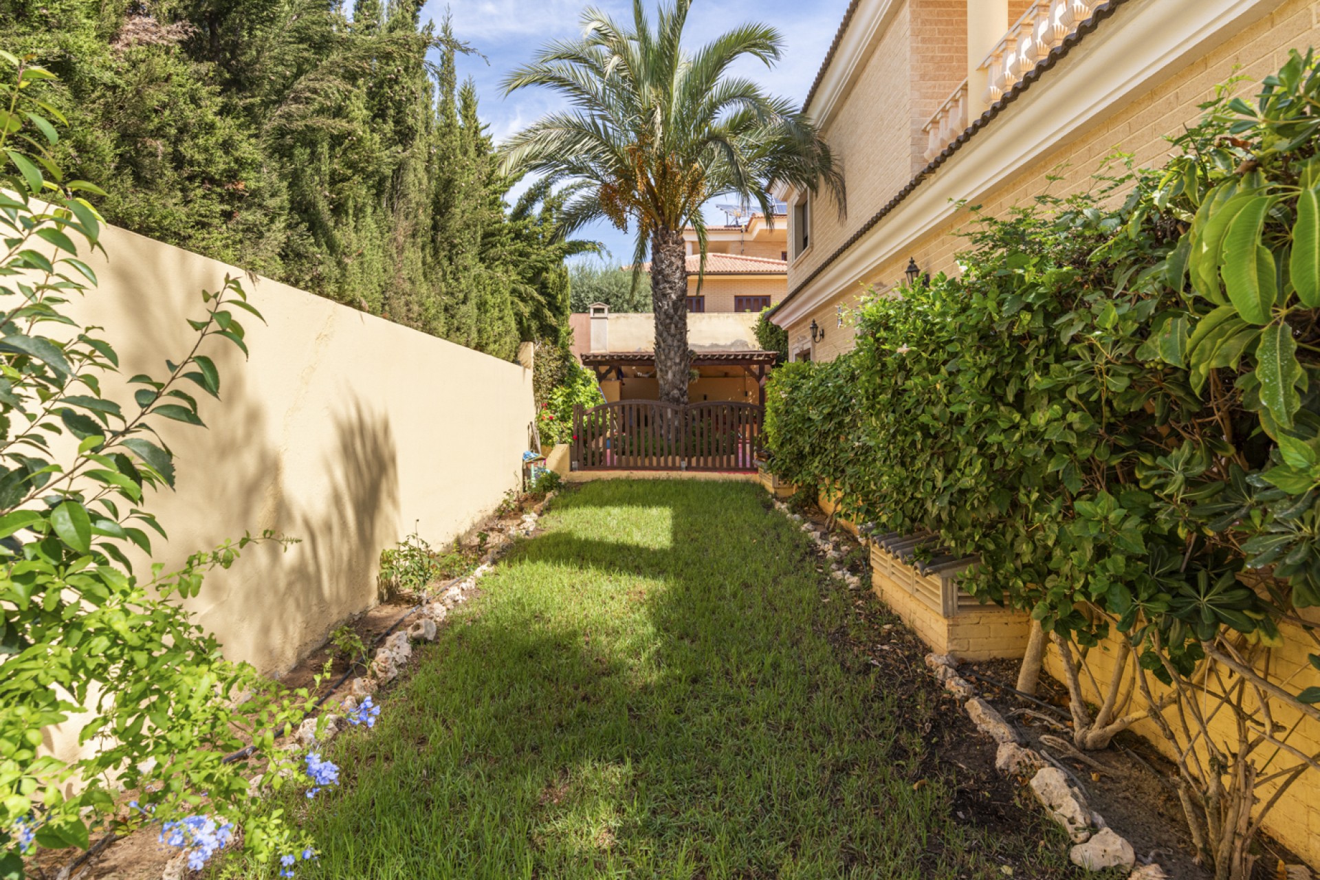 Sale - Villa - Torrevieja - Aguas Nuevas