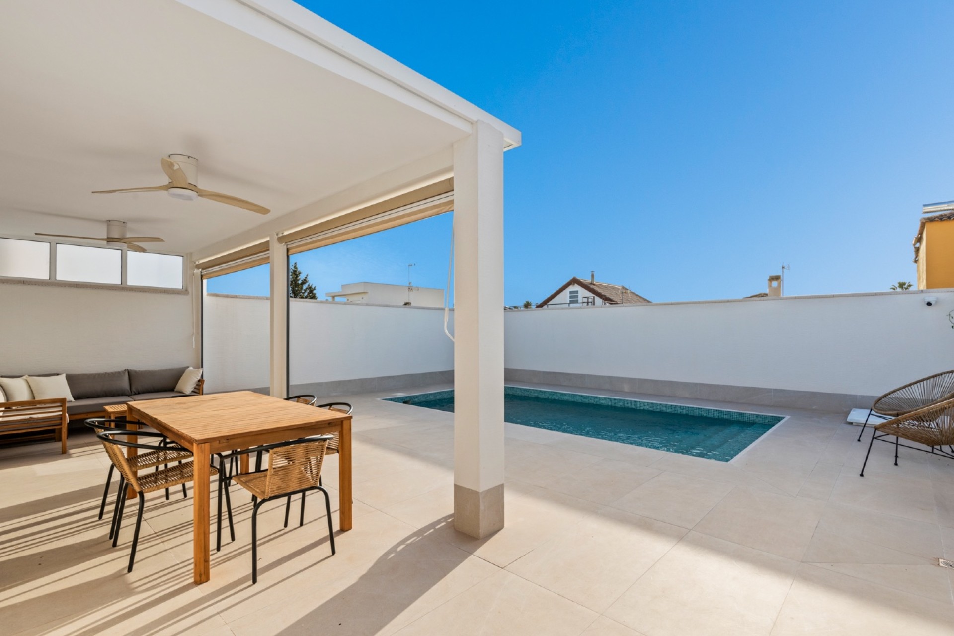 Sale - Villa - Torrevieja - El chaparral