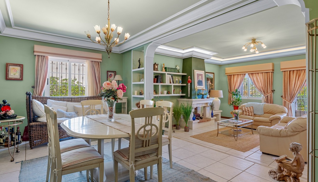 Sale - Villa - Torrevieja - La Mata