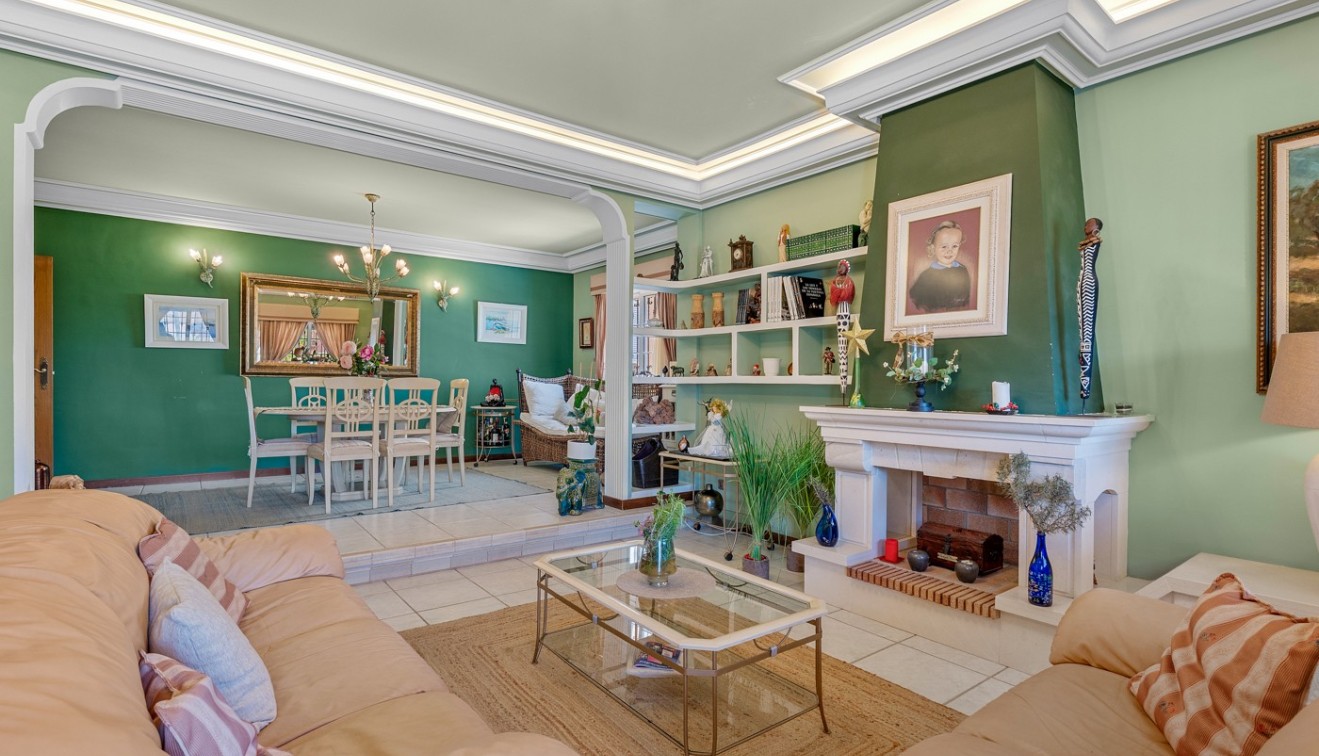 Sale - Villa - Torrevieja - La Mata