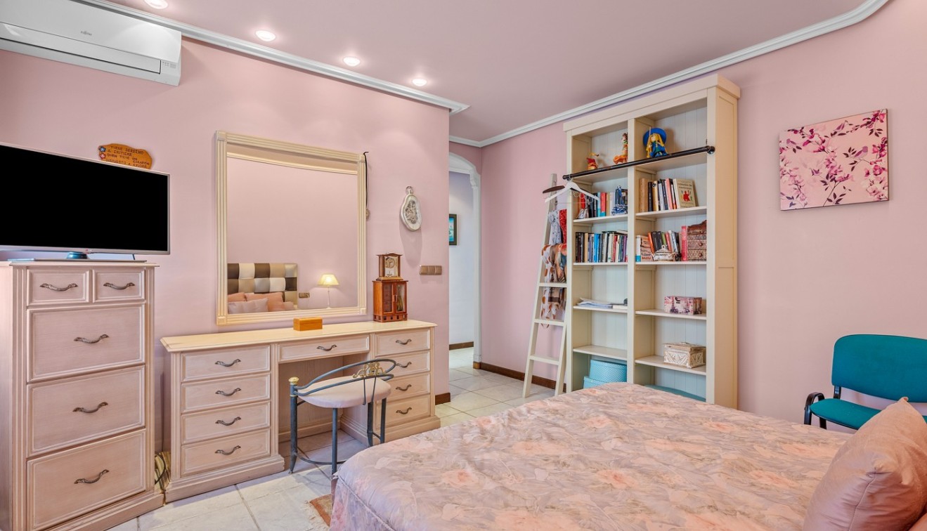 Sale - Villa - Torrevieja - La Mata