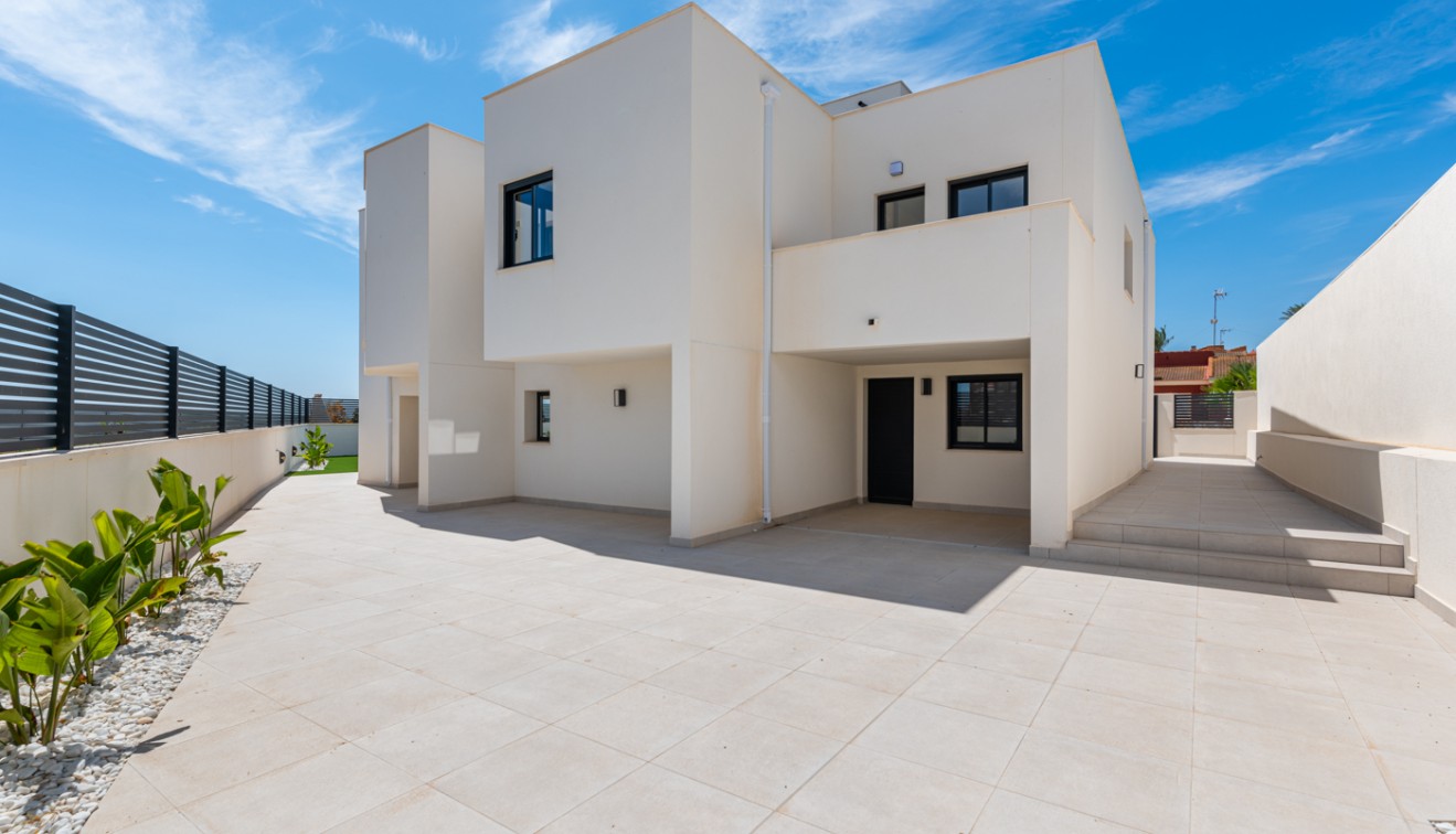 Sale - Villa - Torrevieja - La veleta