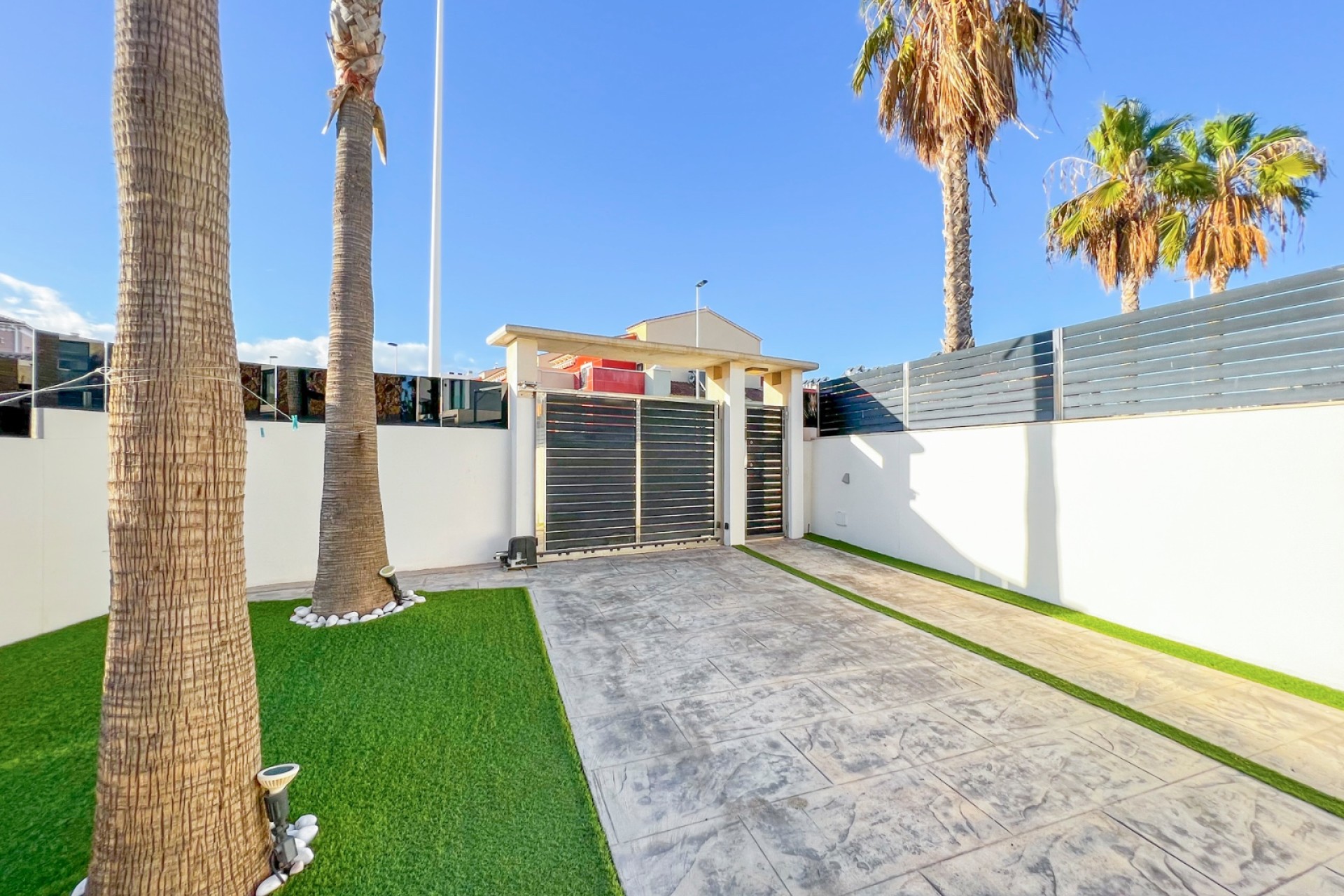 Sale - Villa - Torrevieja