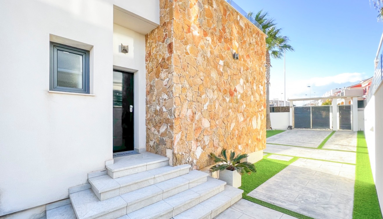 Sale - Villa - Torrevieja