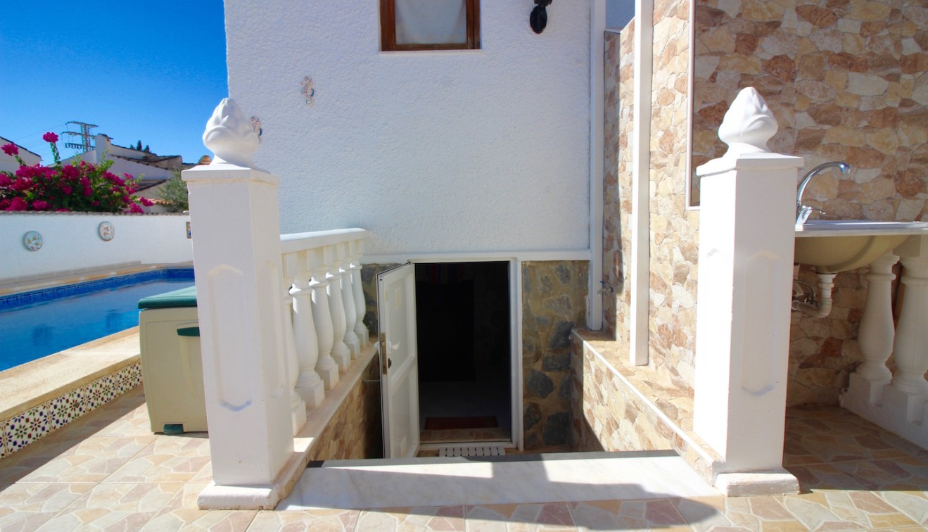 Sale - Villa - Torrevieja