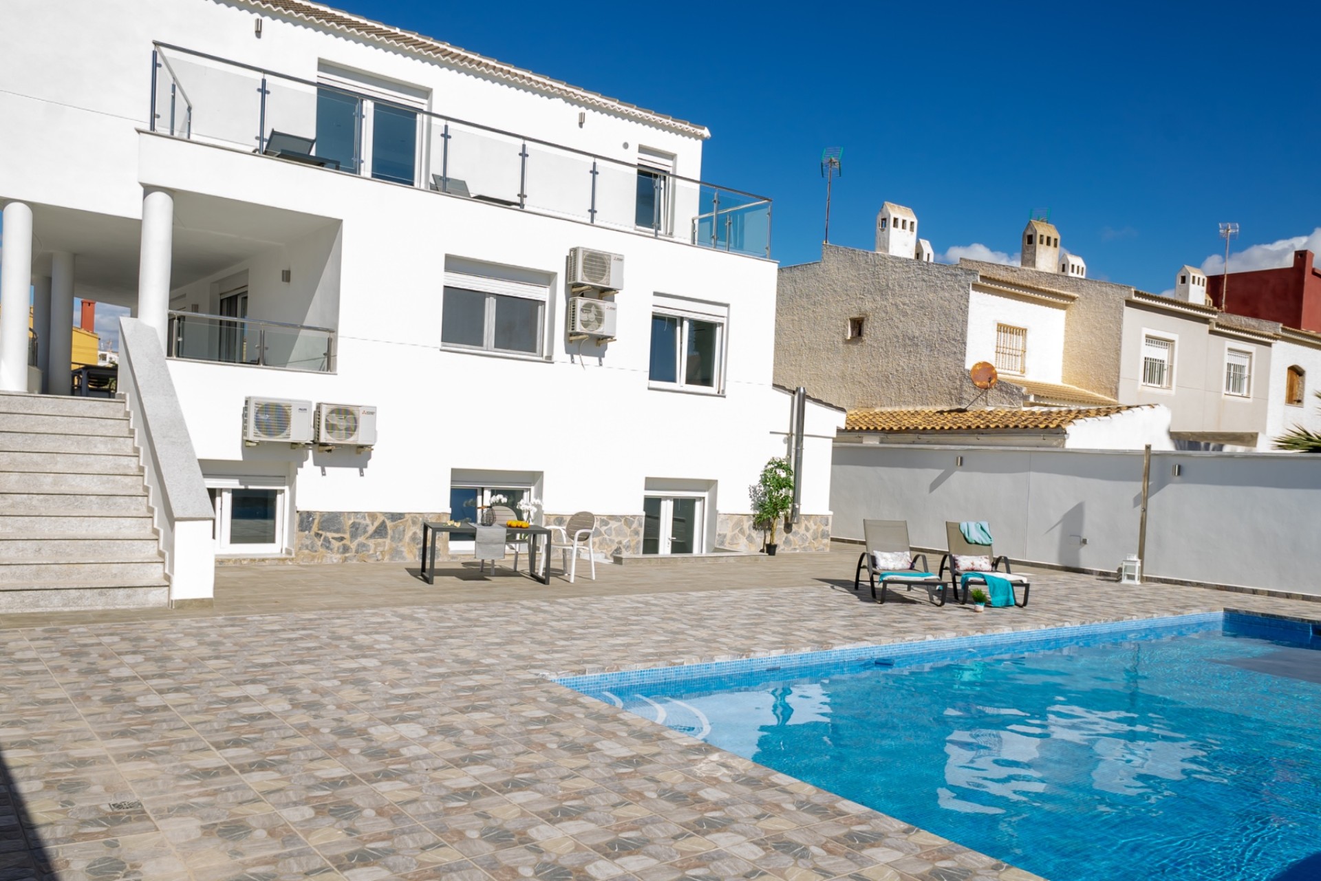 Sale - Villa - Torrevieja