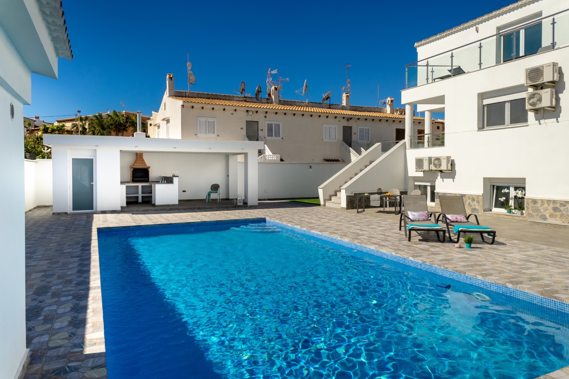Sale - Villa - Torrevieja
