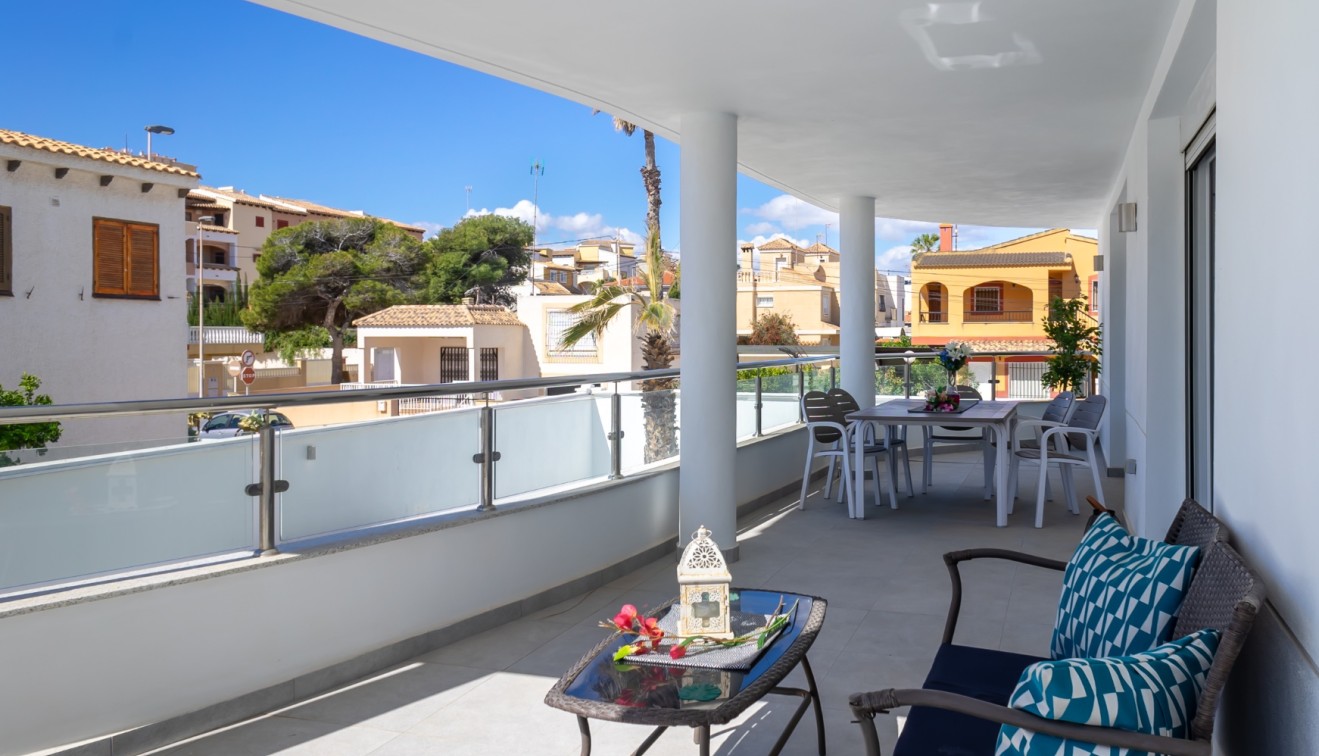 Sale - Villa - Torrevieja