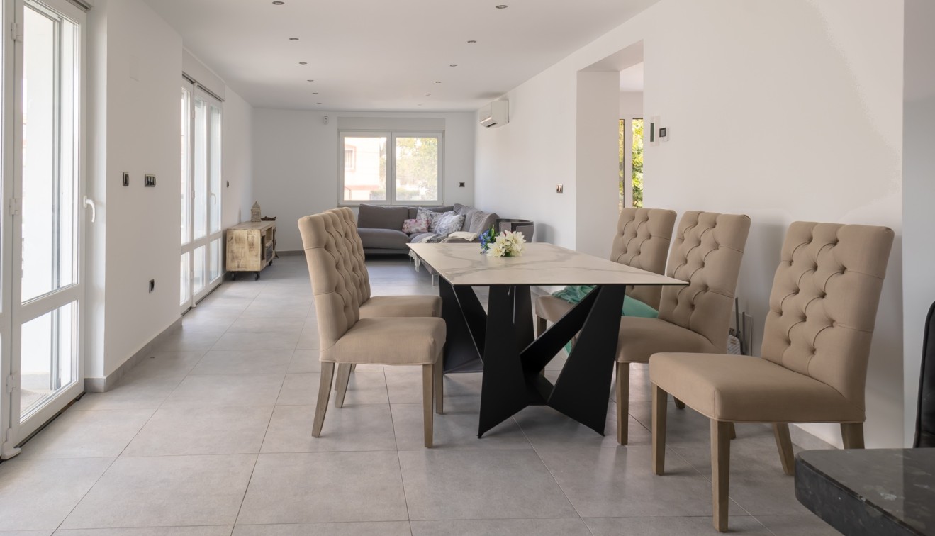 Sale - Villa - Torrevieja