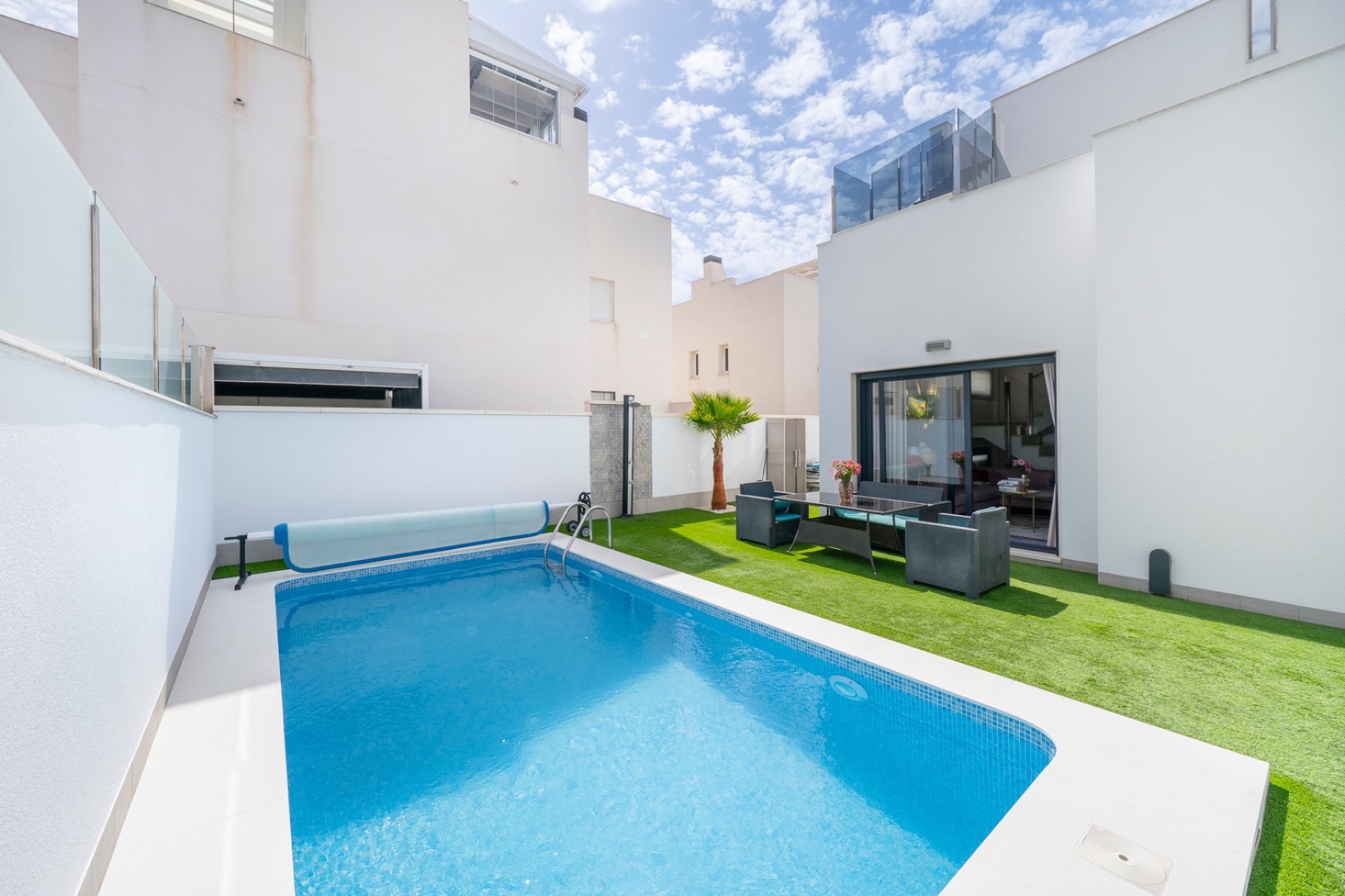 Sale - Villa - Torrevieja