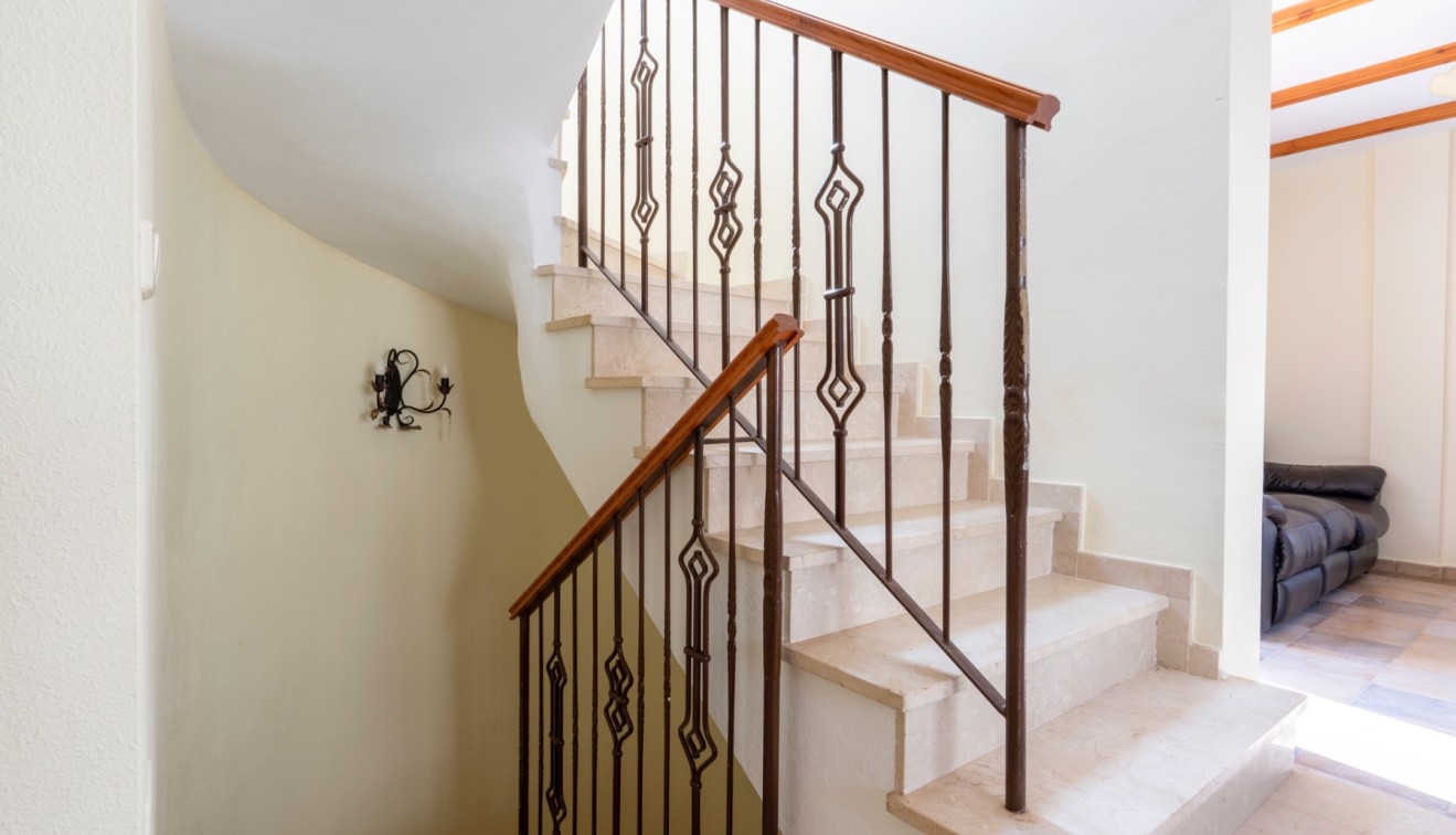 Sale - Villa - Villamartín