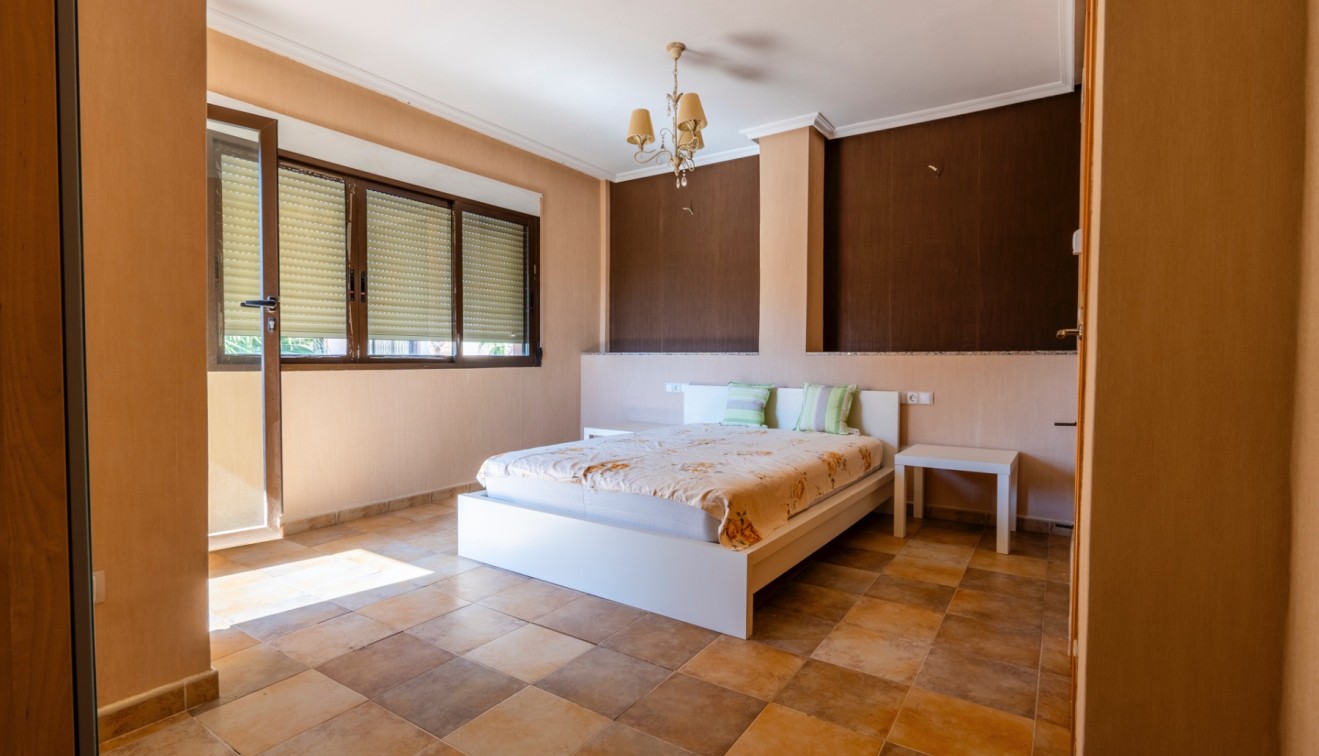 Sale - Villa - Villamartín