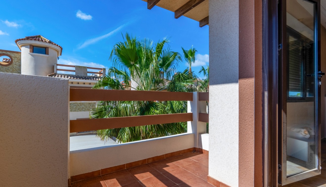 Sale - Villa - Villamartín